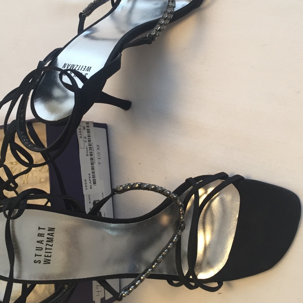 Shoes - Picture 2 of 3
